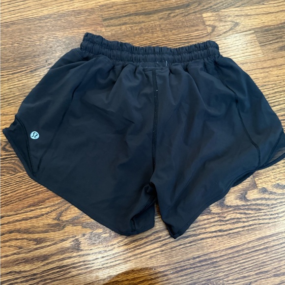 Lululemon size 2 shorty hot shorts - Picture 2 of 3
